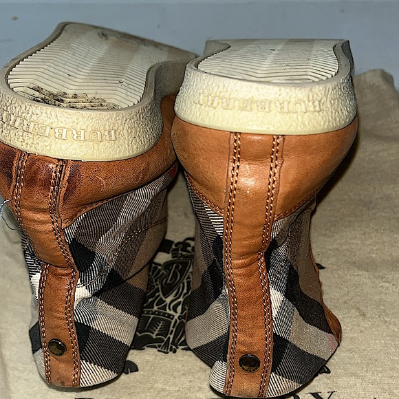 Burberry Men's Brown High-Top Sneakers - Picture 7 of 8